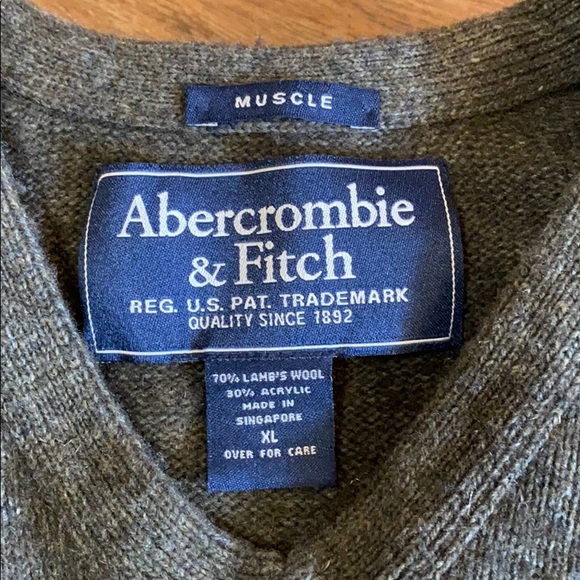 Vintage Abercrombie Sweater - Picture 3 of 4